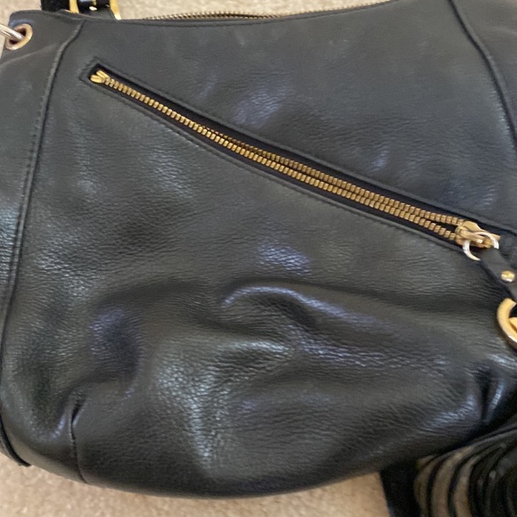 Michael Kors black leather purse, shoulder strap, zipper - Picture 6 of 13